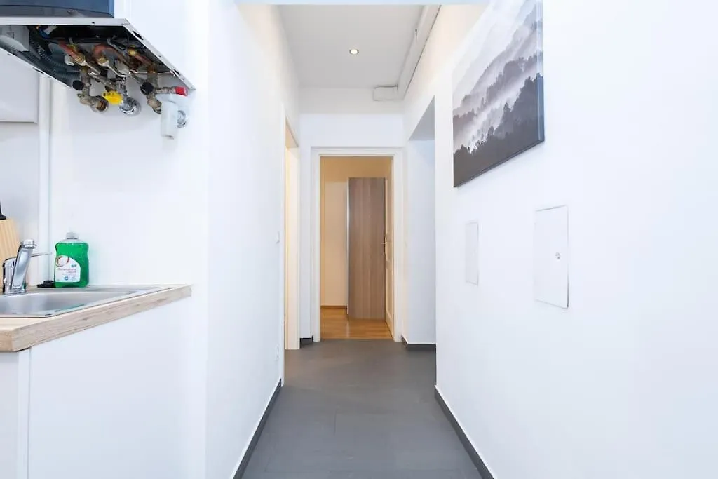 Apartment Orestaliving - Danube Canal Vienna